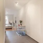 Simplon - And Self Check In Apartment