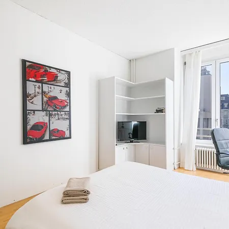 Simplon - And Self Check In Apartment *