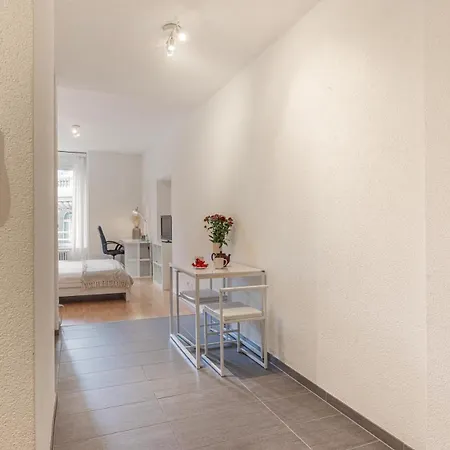 Simplon - And Self Check In Apartment