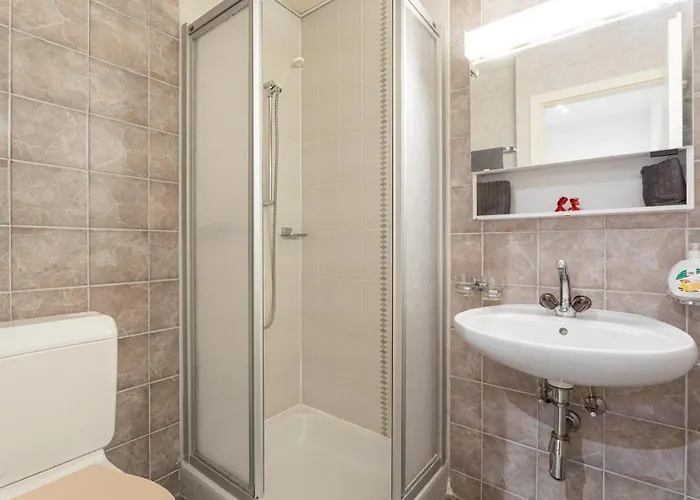 Simplon - And Self Check In Apartment