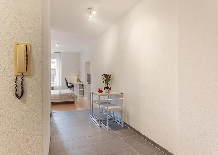 Simplon - And Self Check In Apartment