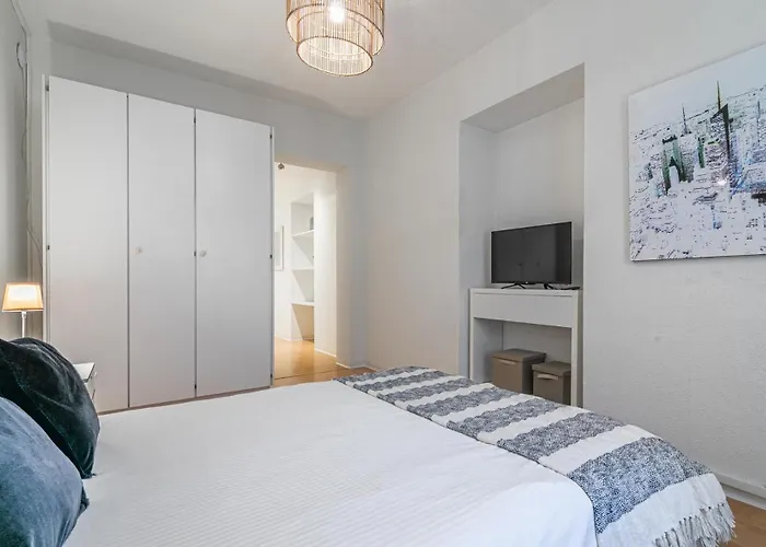 Apartment Simplon - And Self Check In *