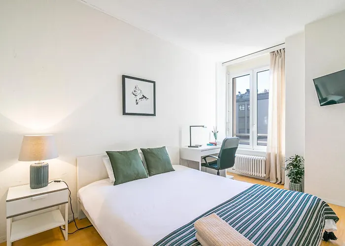 Simplon - And Self Check In * Lausanne