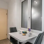 Simplon - And Self Check In Apartamento Lausana
