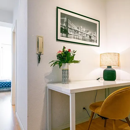 Simplon - And Self Check In Appartement