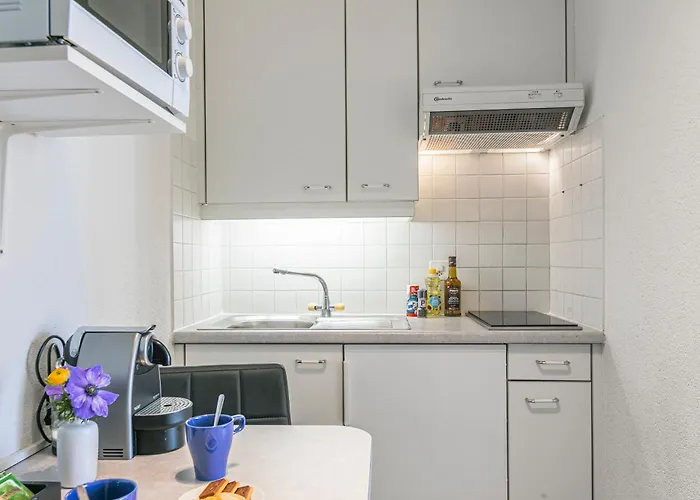 Simplon - And Self Check In Appartement