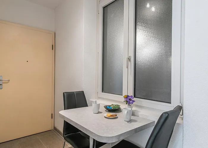 Simplon - And Self Check In Appartement Lausanne